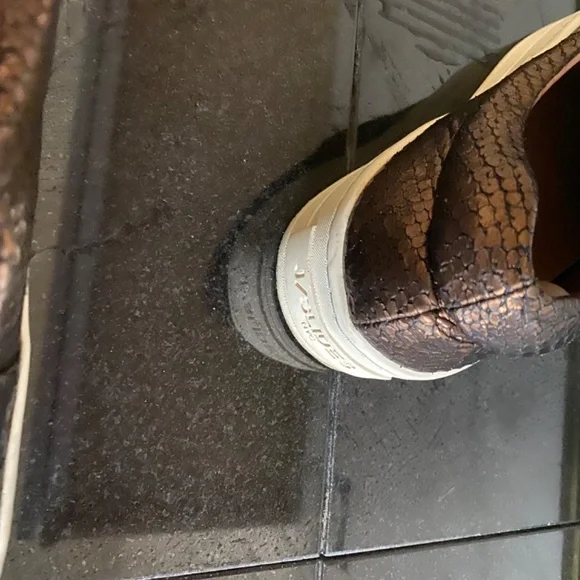 J/SLIDES - Picture 6 of 10